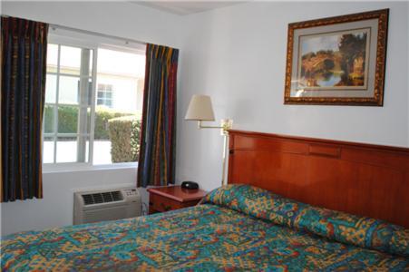 Rose Bowl Motel Los Angeles Bilik gambar